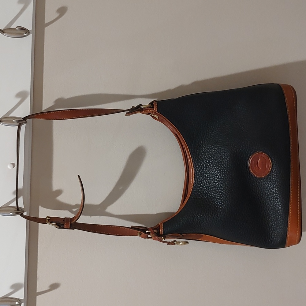 Dooney & Bourke